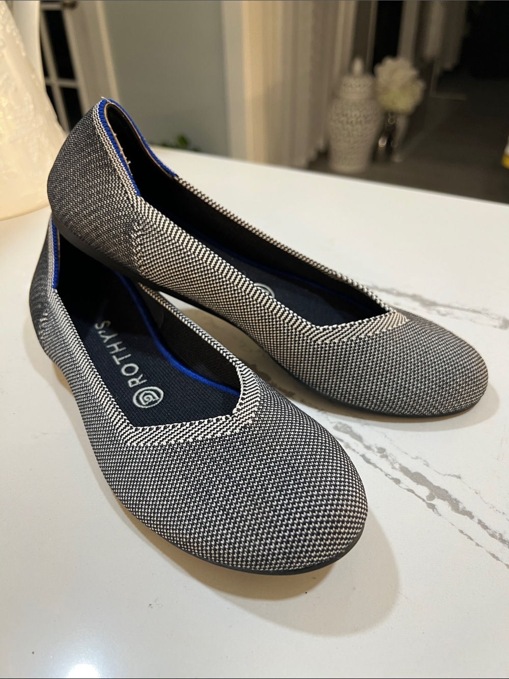 Rothy's Black & White Knit Ballet Flats with Blue Trim size 8.5 - Picture 8 of 13
